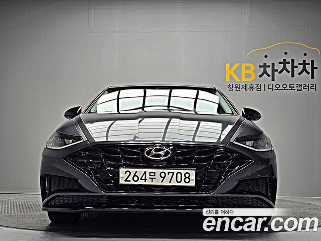 Hyundai Sonata 2022 — фото 2