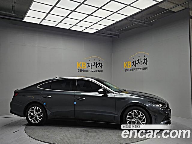 Hyundai Sonata 2022 — фото 3