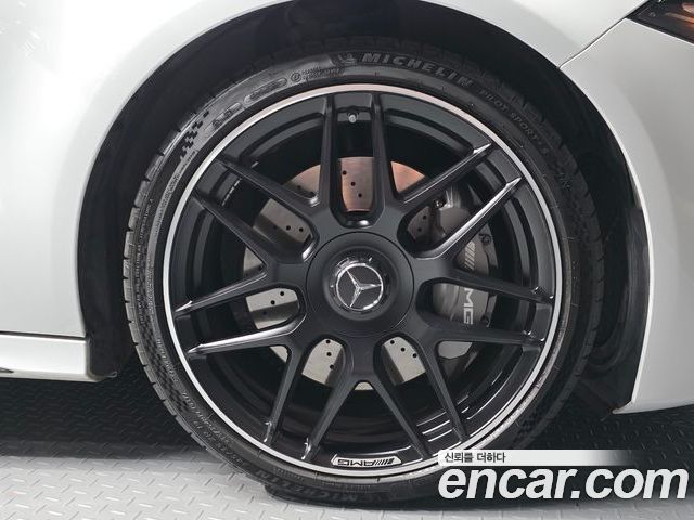 Mercedes-Benz A-Class 2023 — фото 7
