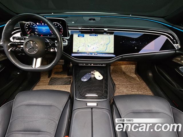 Mercedes-Benz E-Class 2024 — фото 10