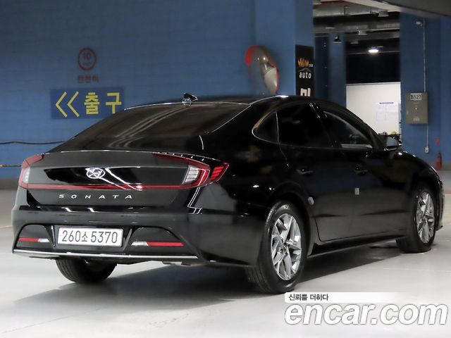 Hyundai Sonata 2023 — фото 4