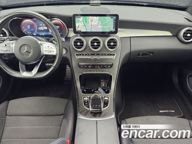 Mercedes-Benz C-Class 2023 — фото 10