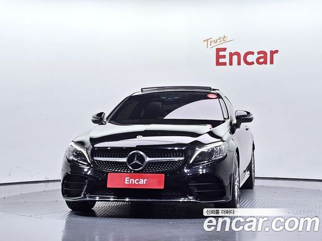 Mercedes-Benz C-Class 2023 — фото 3