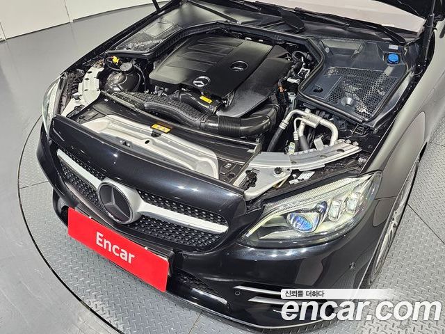 Mercedes-Benz C-Class 2023 — фото 6