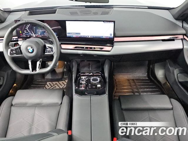 BMW 5 Series 2024 — фото 10