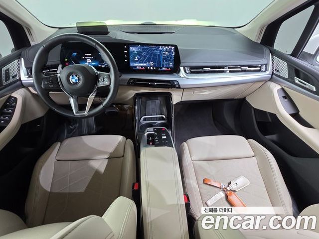 BMW 2 Series 2025 — фото 10