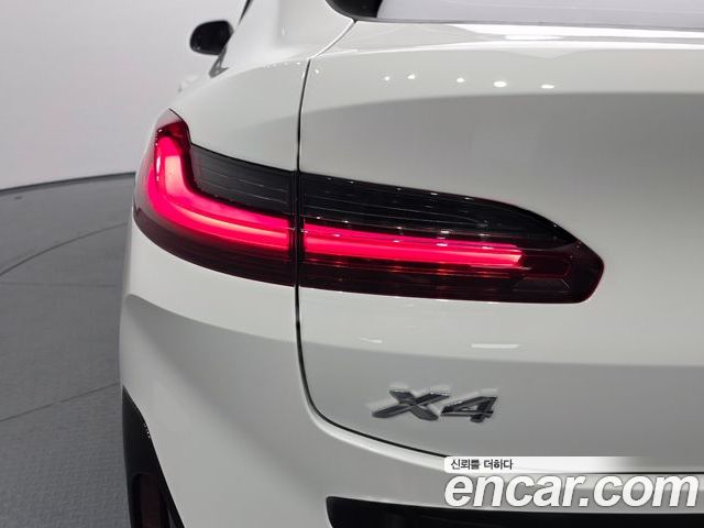 BMW X4 2023 — фото 9
