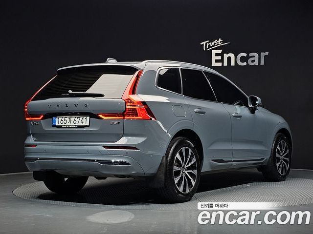 Volvo XC60 2023 — фото 2