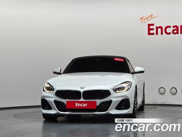 BMW Z4 2023 — фото 3