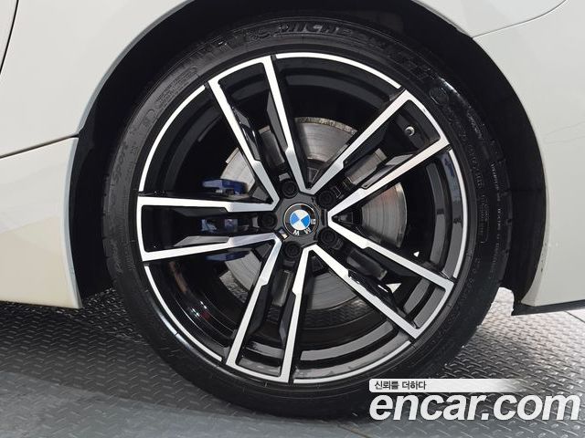 BMW Z4 2023 — фото 7