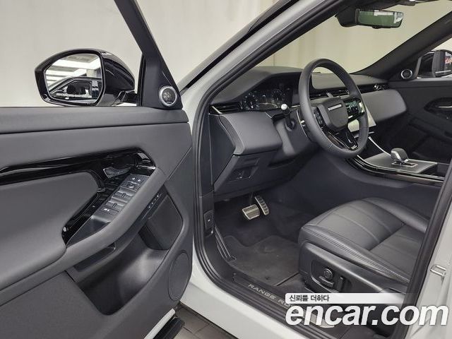 Land Rover Range Rover Evoque 2024 — фото 10