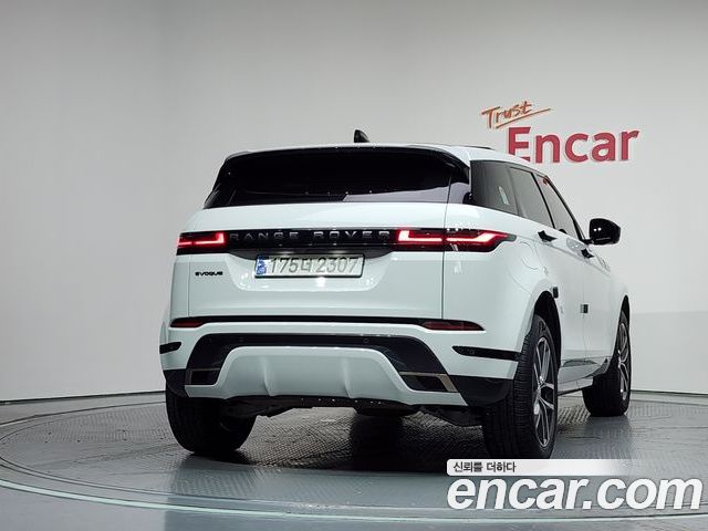 Land Rover Range Rover Evoque 2024 — фото 4