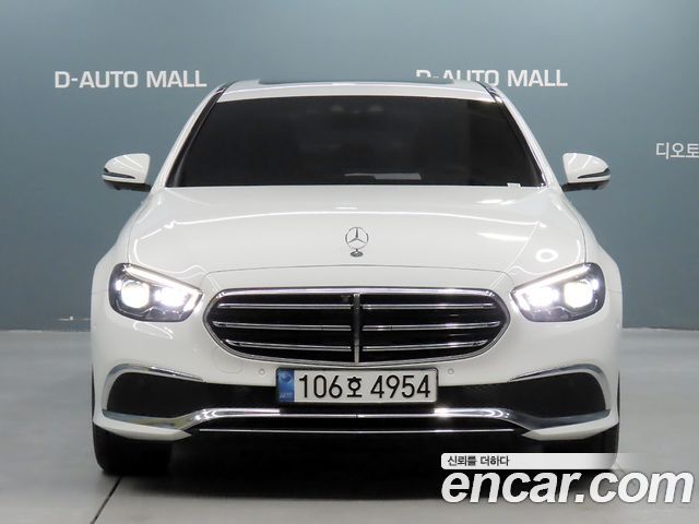 Mercedes-Benz E-Class 2022 — фото 3