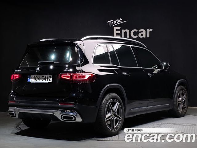 Mercedes-Benz GLB 2023 — фото 2