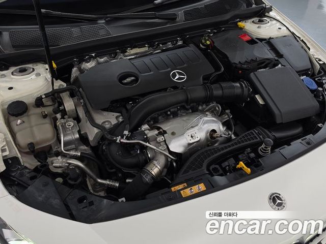 Mercedes-Benz A-Class 2022 — фото 6