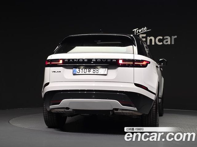 Land Rover Range Rover Velar 2026 — фото 4