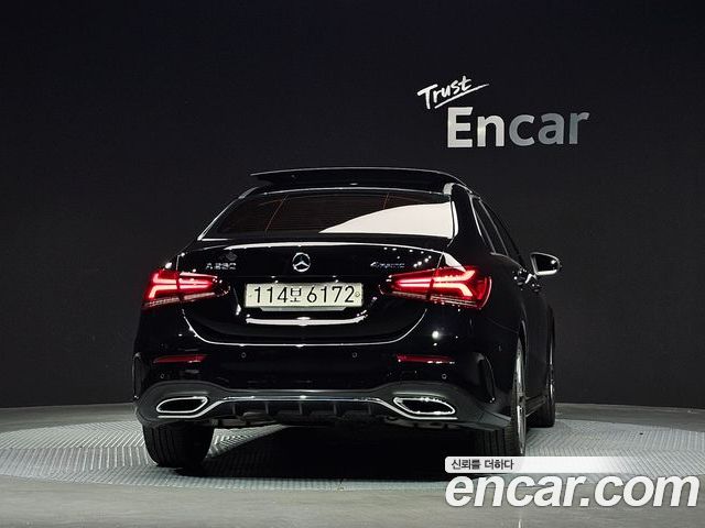 Mercedes-Benz A-Class 2022 — фото 4