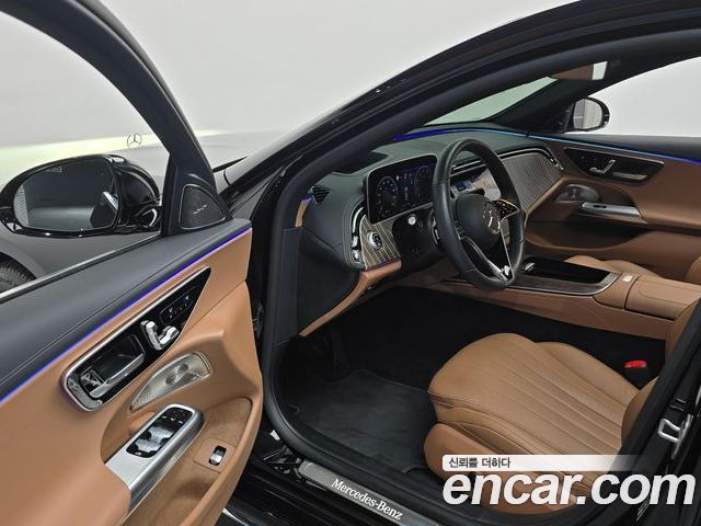 Mercedes-Benz E-Class 2024 — фото 10