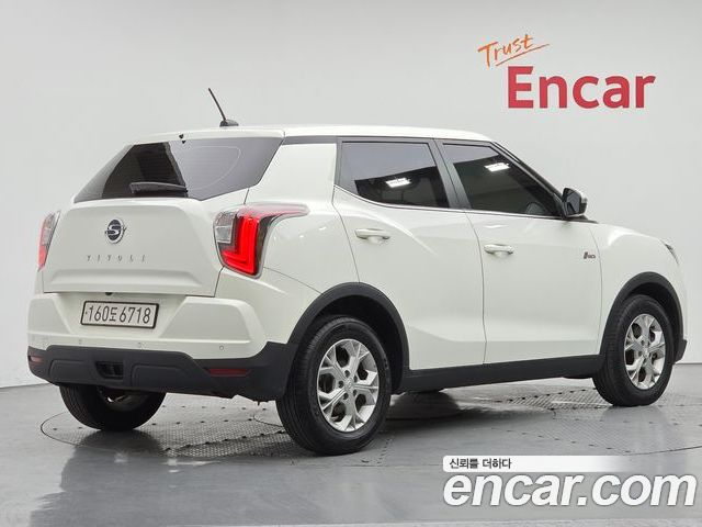 SsangYong Tivoli 2022 — фото 2