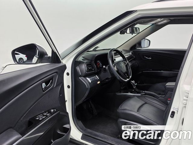SsangYong Tivoli 2022 — фото 10