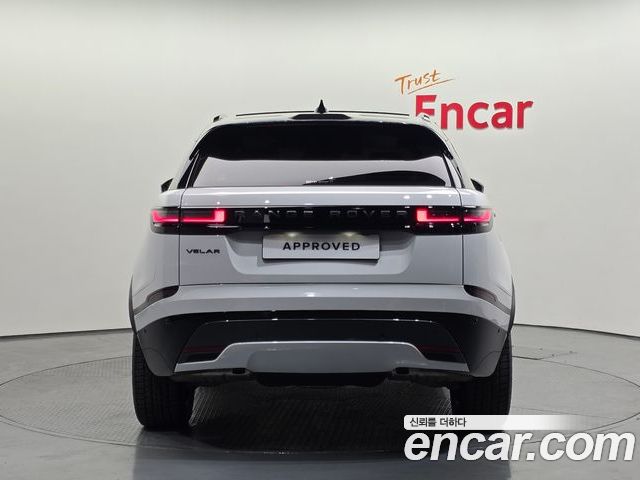 Land Rover Range Rover Velar 2026 — фото 6