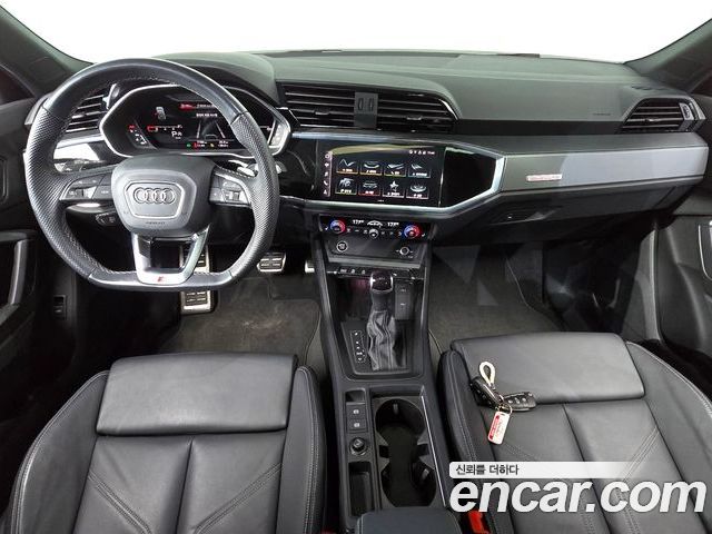 Audi Q3 2024 — фото 10