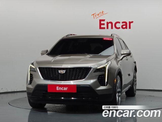 Cadillac XT4 2023 — фото 3