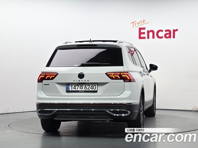Volkswagen Tiguan 2023 — фото 4