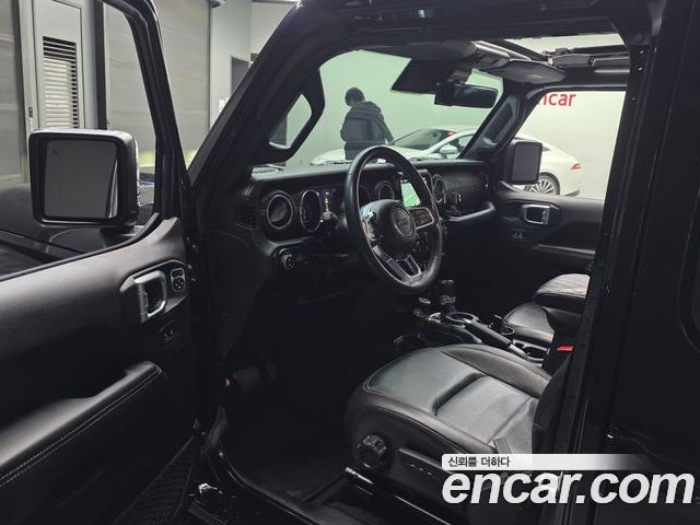 Jeep Wrangler 2022 — фото 10