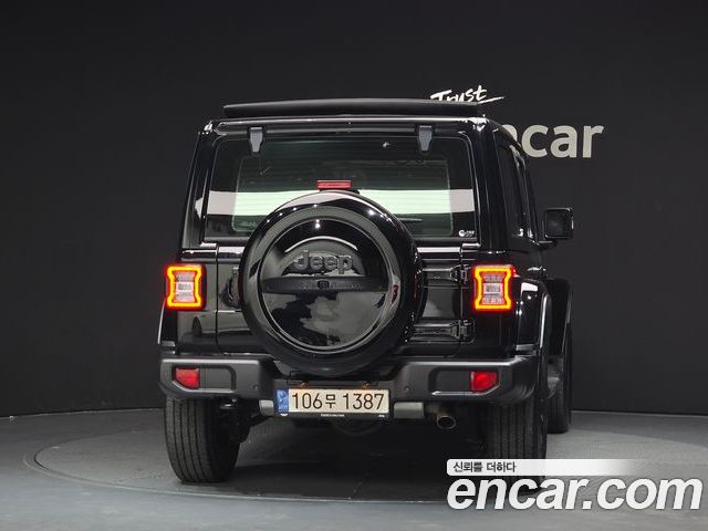 Jeep Wrangler 2022 — фото 4