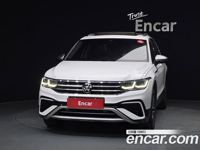 Volkswagen Tiguan 2023 — фото 3