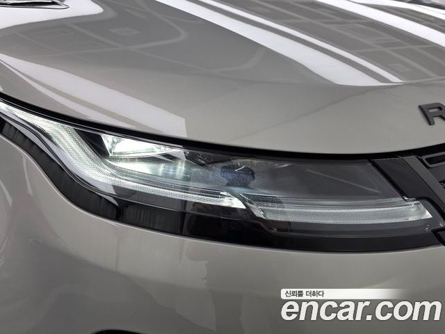 Land Rover Range Rover Evoque 2025 — фото 8