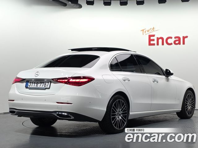 Mercedes-Benz C-Class 2025 — фото 2
