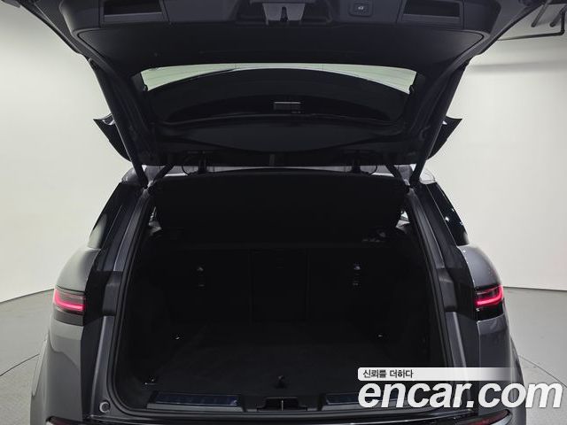Land Rover Range Rover Evoque 2026 — фото 10