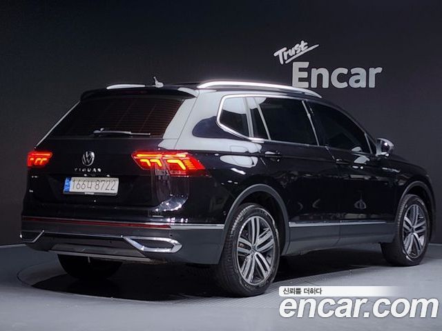 Volkswagen Tiguan 2023 — фото 2
