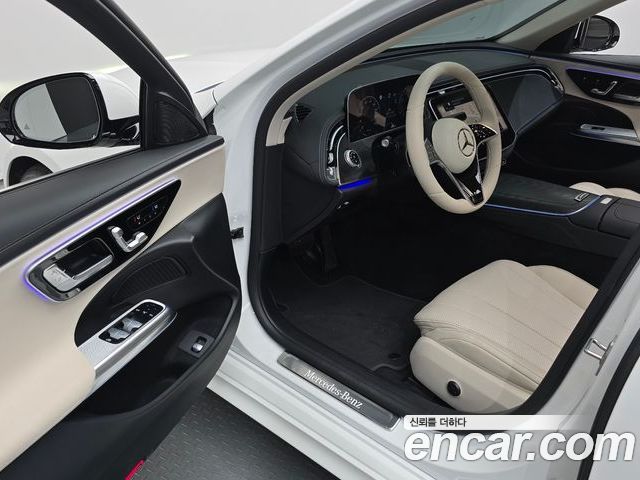 Mercedes-Benz E-Class 2025 — фото 10