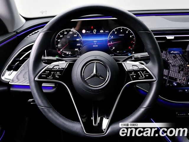 Mercedes-Benz E-Class 2024 — фото 9