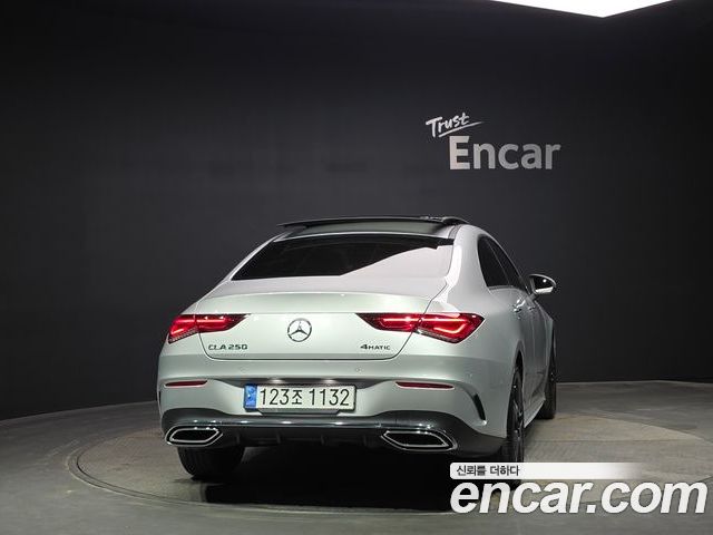 Mercedes-Benz CLA 2023 — фото 4