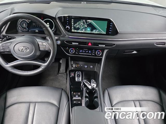 Hyundai Sonata 2022 — фото 10