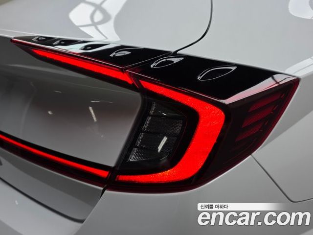Hyundai Sonata 2022 — фото 9
