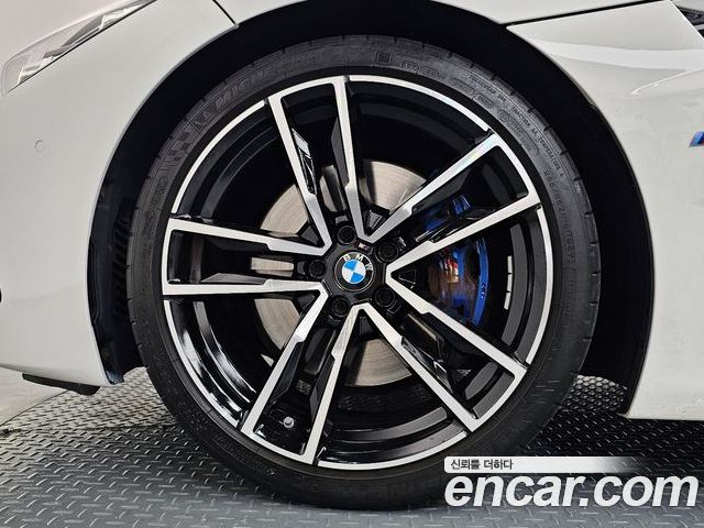 BMW Z4 2022 — фото 5