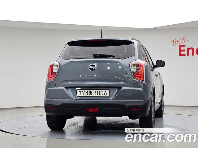 SsangYong Tivoli 2022 — фото 4