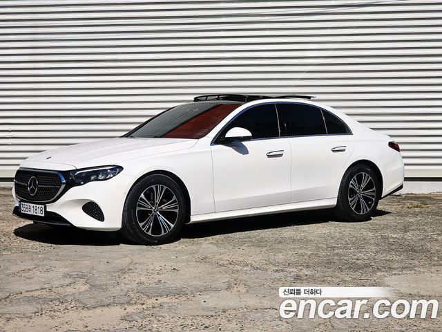 Mercedes-Benz E-Class 2025 — фото 3