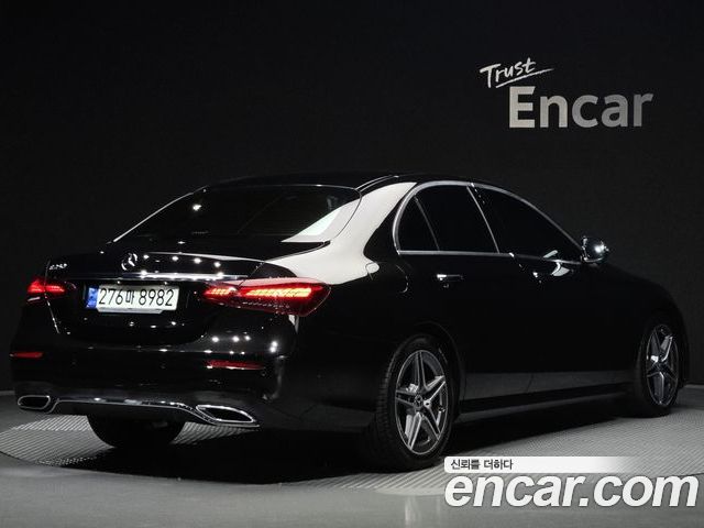 Mercedes-Benz E-Class 2023 — фото 2