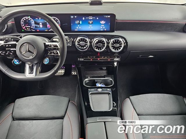 Mercedes-Benz A-Class 2025 — фото 10