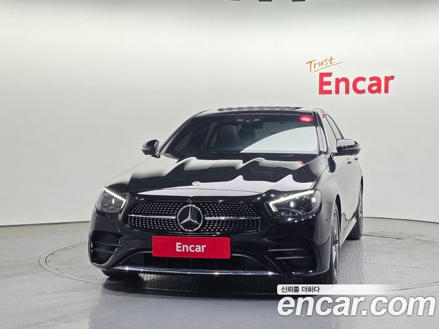 Mercedes-Benz E-Class 2023 — фото 3