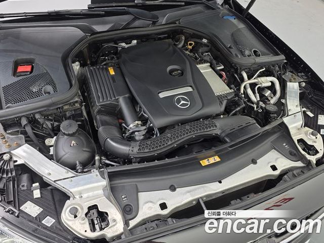 Mercedes-Benz E-Class 2023 — фото 6