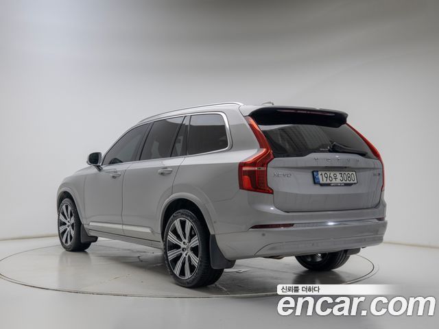 Volvo XC90 2024 — фото 2