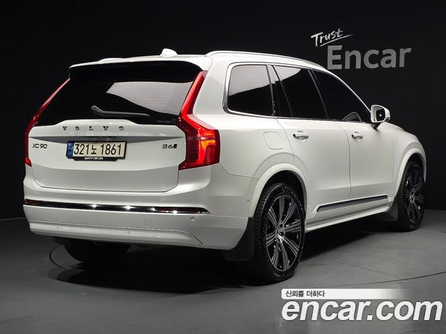 Volvo XC90 2023 — фото 2