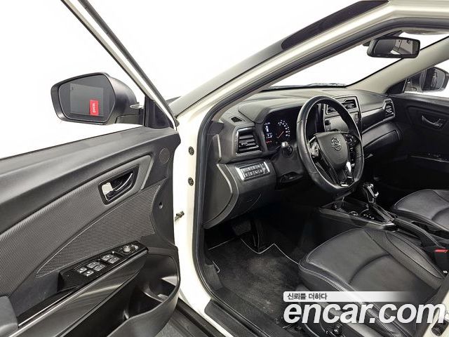 SsangYong Tivoli 2022 — фото 10